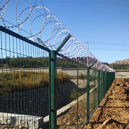 監(jiān)獄護欄網(wǎng) 刀刺隔離網(wǎng)現(xiàn)貨供應