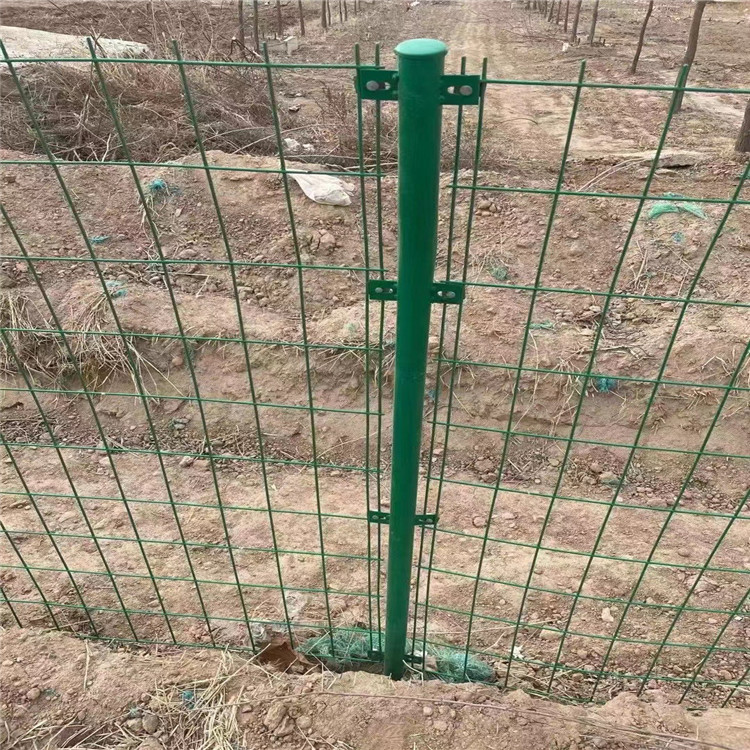 新建水源地金屬隔離網圖片3